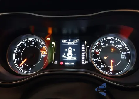 2019 Jeep Cherokee Latitude Fwd из США, поврежденный, VIN 1C4PJLCB6KD123131